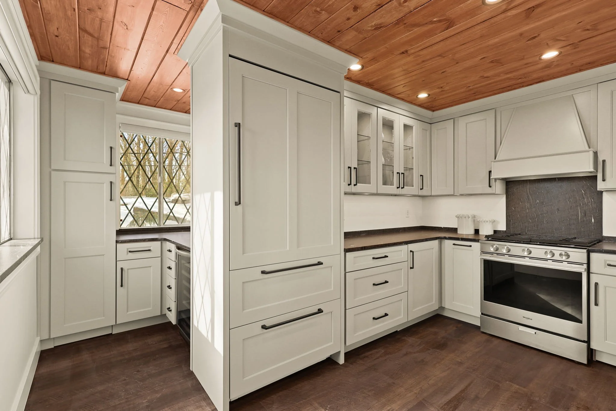 3-web-or-mls-251-carlton-cir.jpg