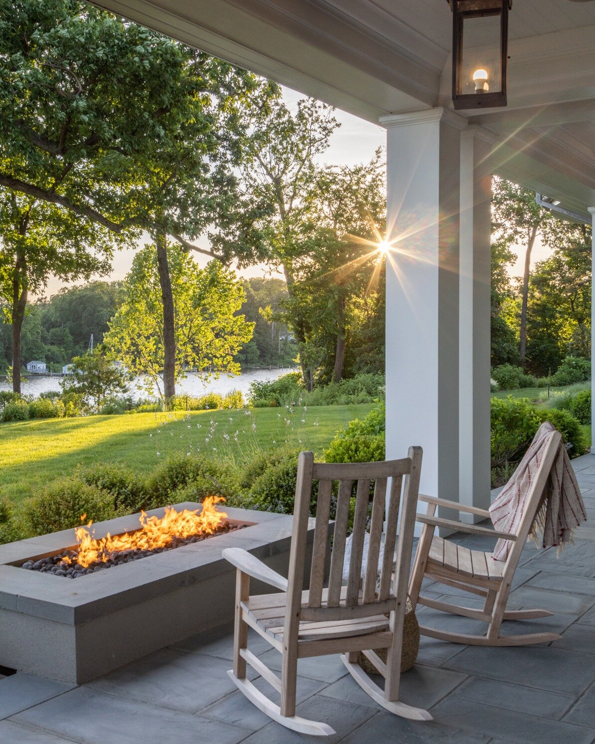 Chesapeake views never get old.

Landscape Architect: @campionhrubyla 
Photographer: @jennverrierphoto 
Builder:@pyramid_builders 
.
.
.
#pyramidbuilt #waterfront #sunset #architecture #photography #water #luxuryhome  #waterfronthomes #nature #waterf