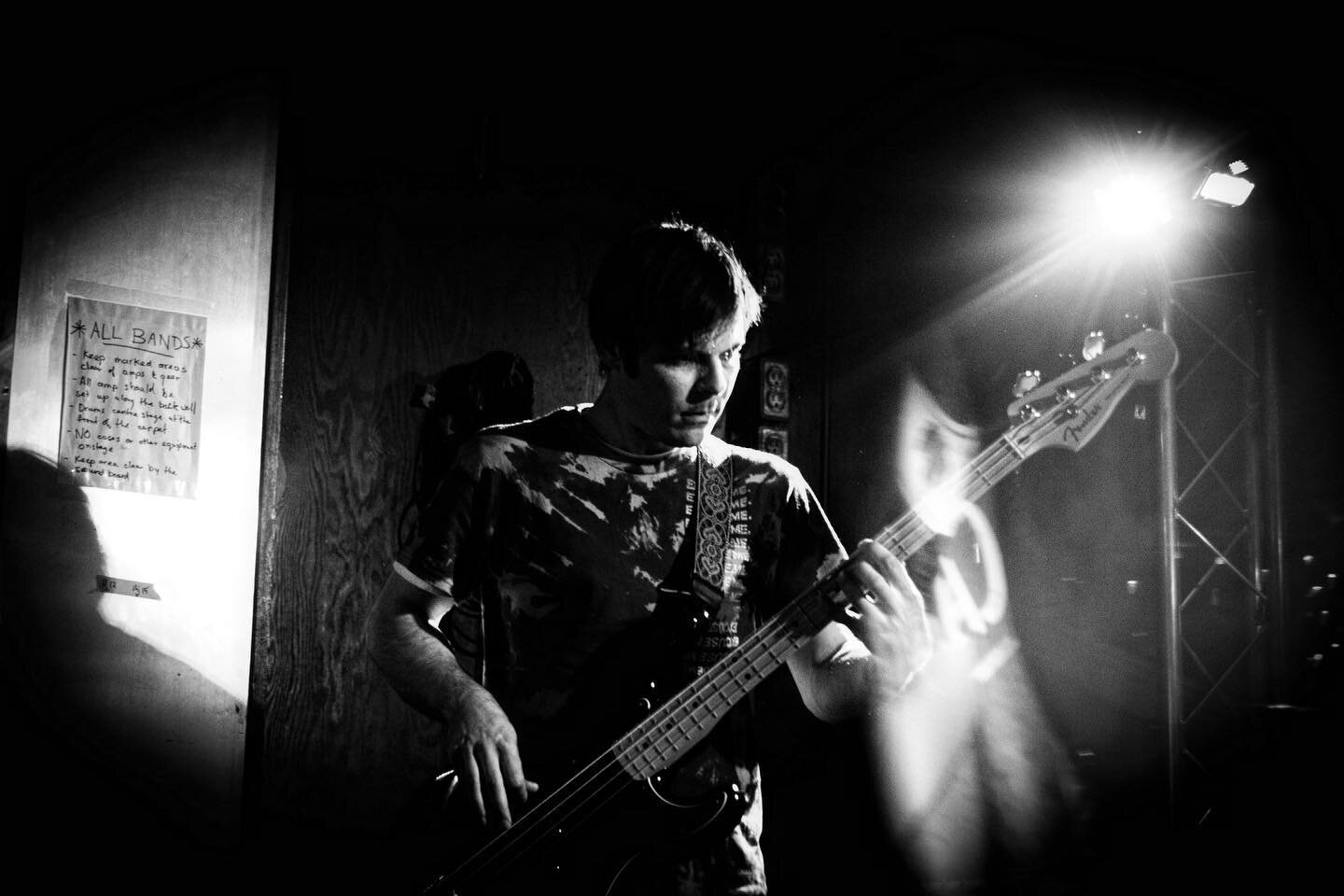 Colour Tongues rhythm section (AKA Dan and Dave) at the Atria in #oshawa  for our penultimate show in Ontario. Thank for having us on the bill @thewednesdaybender and @blackbudgetlive 
And thanks for the great photos by @cityzerofilms 
More to come!!