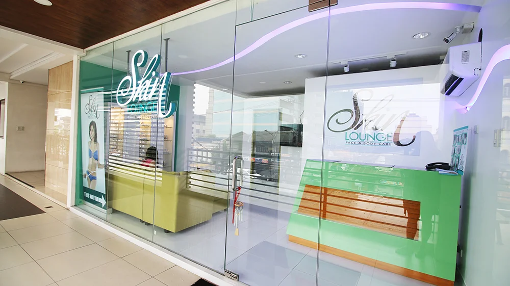 Skin Lounge.jpg