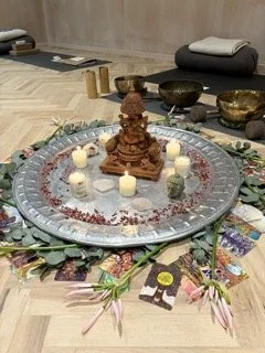 Yoga Teacher Training / FREE Class for Student Practical Exam | Zoe Osmond