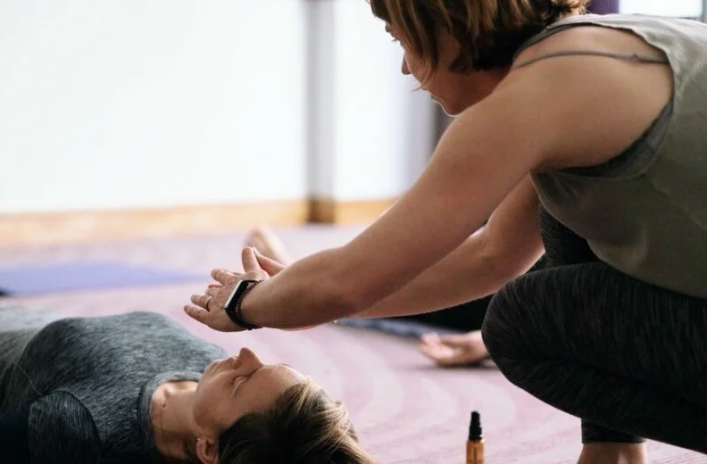 ✨New Class Launch - Tuesdays 7-8pm✨

We&rsquo;re so excited to welcome a very special new offering to our timetable&hellip;

🌿 Wind-Down: A Gentle Aromayoga Flow with Amelia Adrian

🌸 A deeply nourishing, slow yoga class with the added bliss of ess