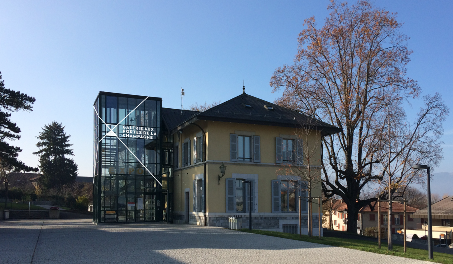 FACADE.png