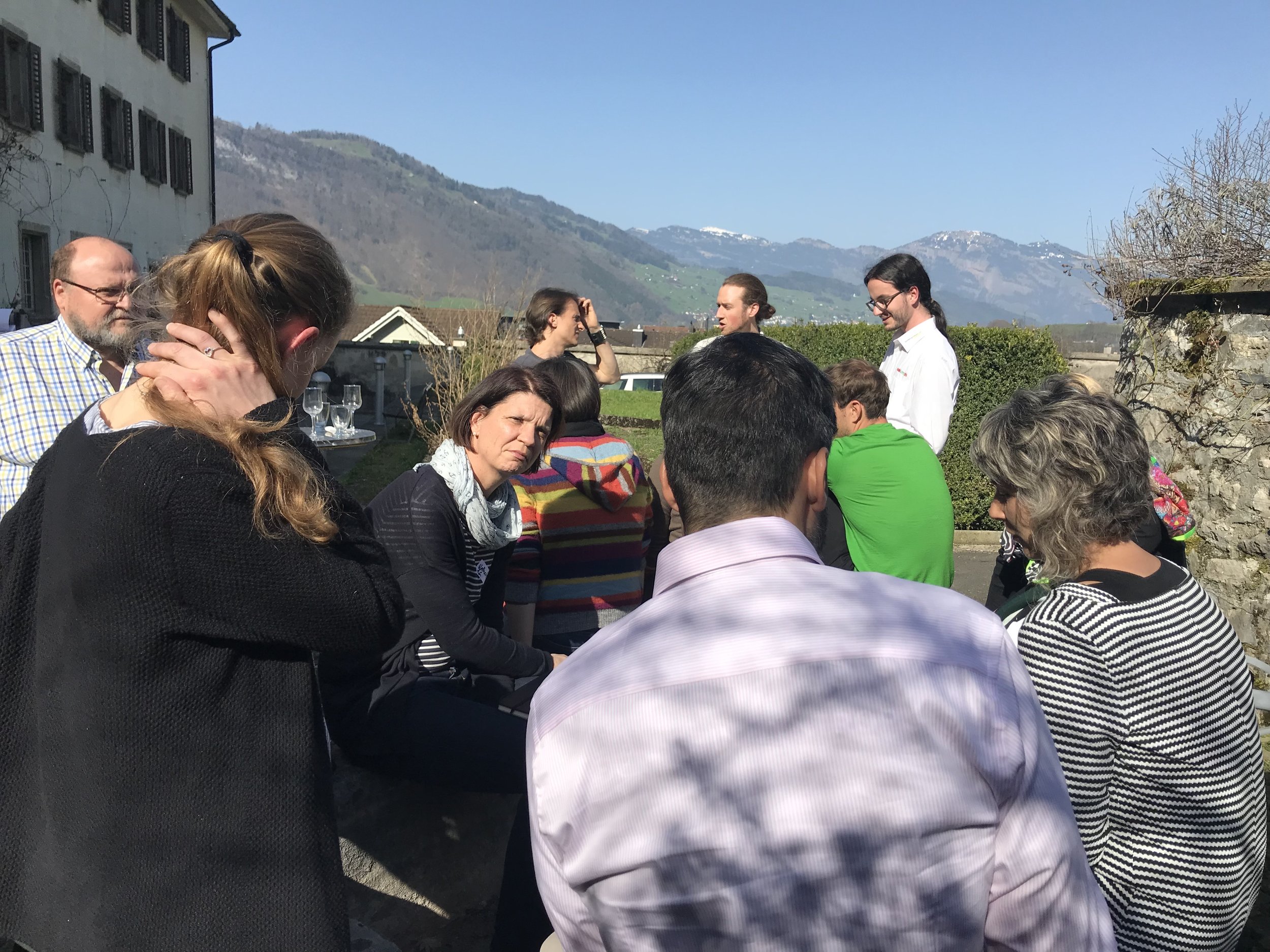 Symposium Tag1 Draussen 180407-02.jpg