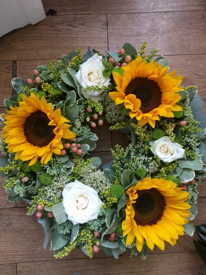 wreath arraangement.jpg