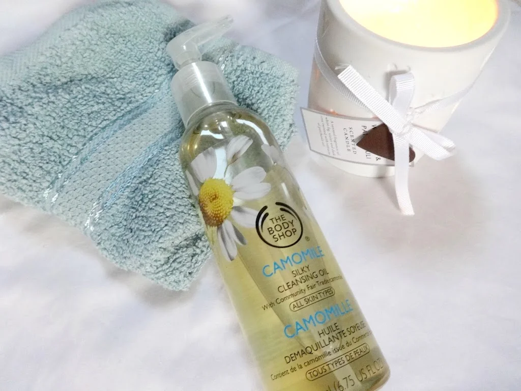 The Body Shop Camomile Silky Cleansing Oil Review
