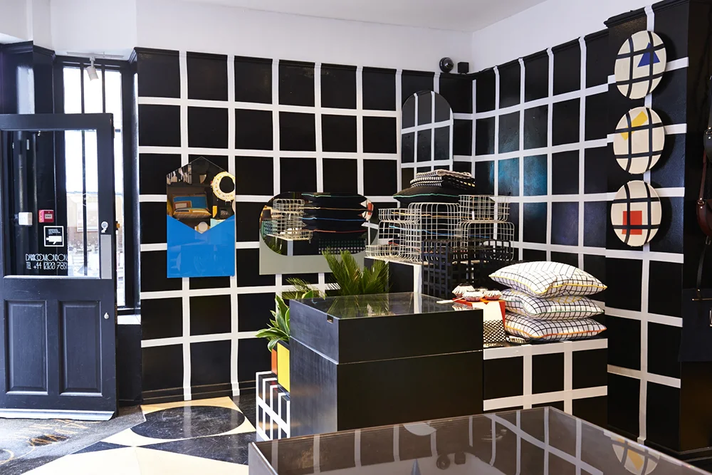 Darkroom_Interior_15.jpg