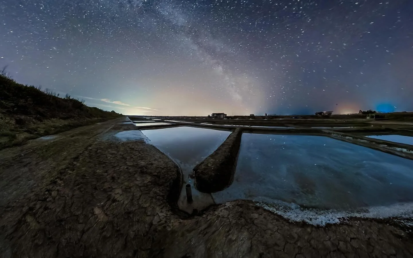 La saison 2025  s&rsquo;ach&egrave;ve&hellip;
Encore une belle aventure s&rsquo;ach&egrave;ve.
Un &eacute;t&eacute; g&eacute;n&eacute;reux , des gens pr&eacute;cieux , des clients et partenaires fid&egrave;les.
Place maintenant aux travaux d&rsquo;hi