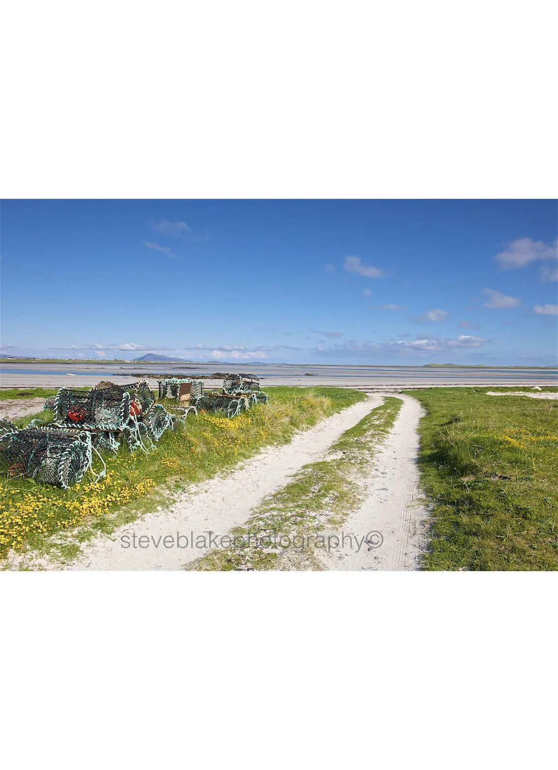 Fisherman_s road, Uist, Outer Hebrides.jpg