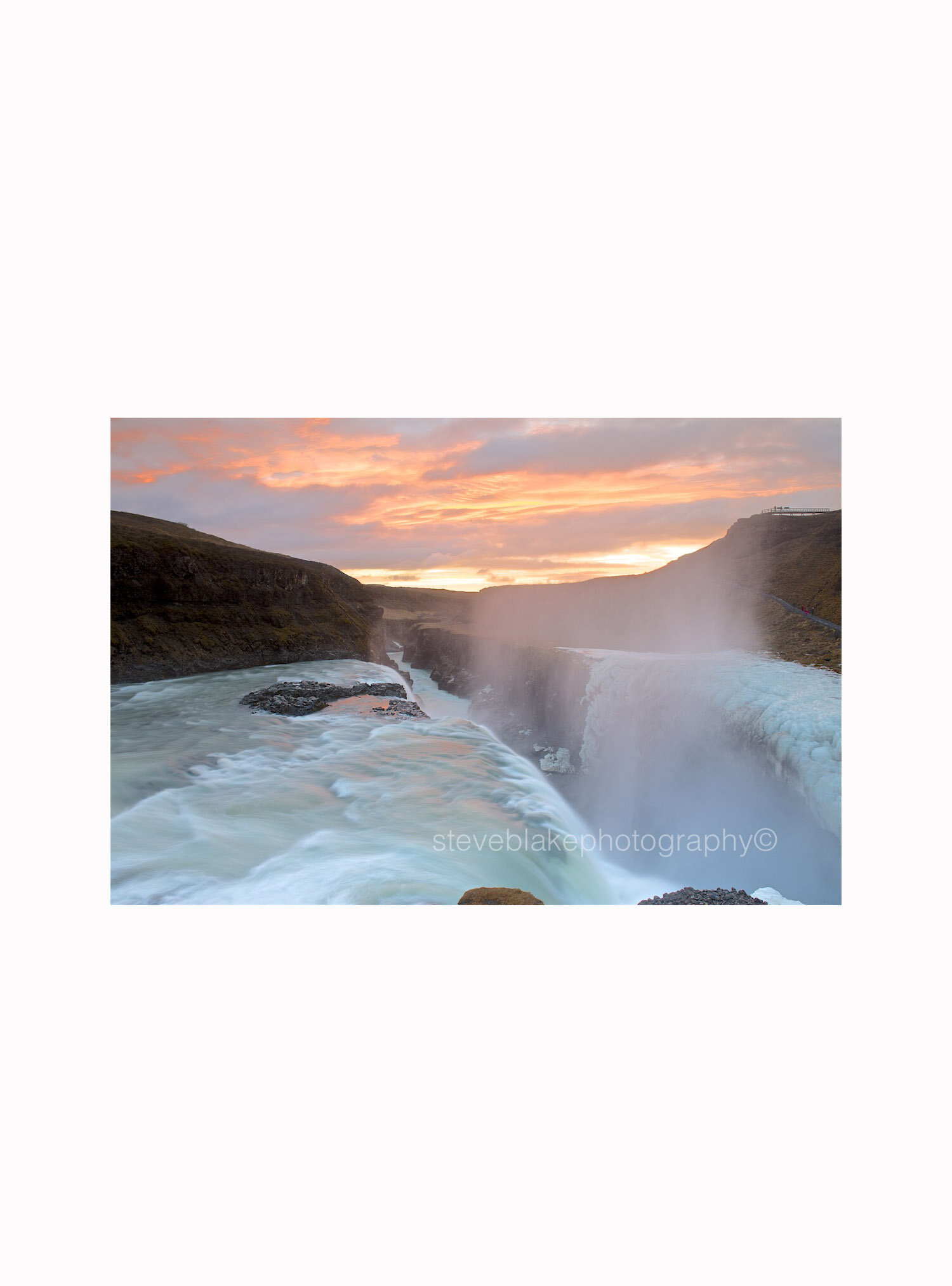 Gullfoss Waterfall, Iceland.jpg