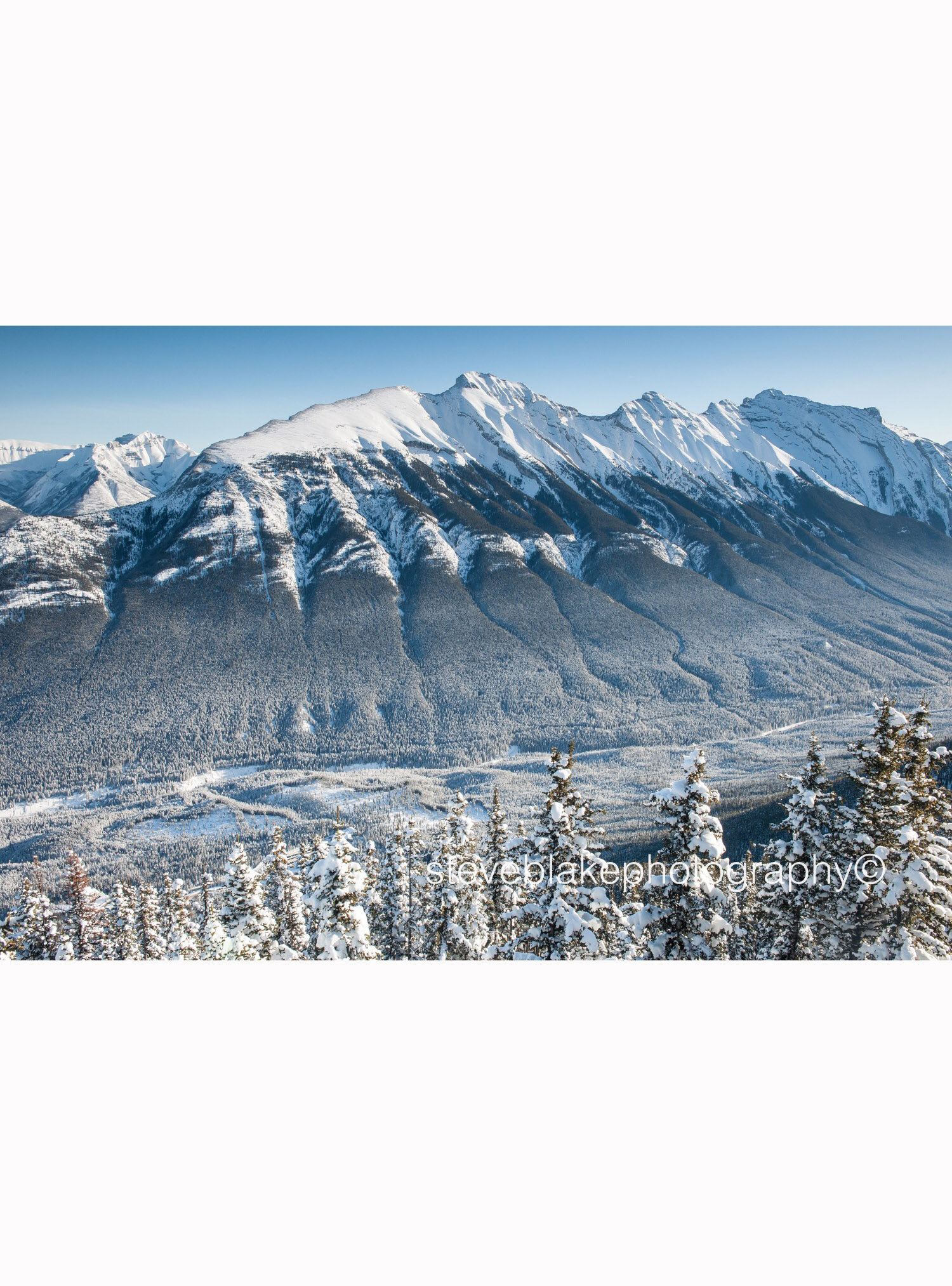 Mount Rundle, Alberta, Canada.jpg