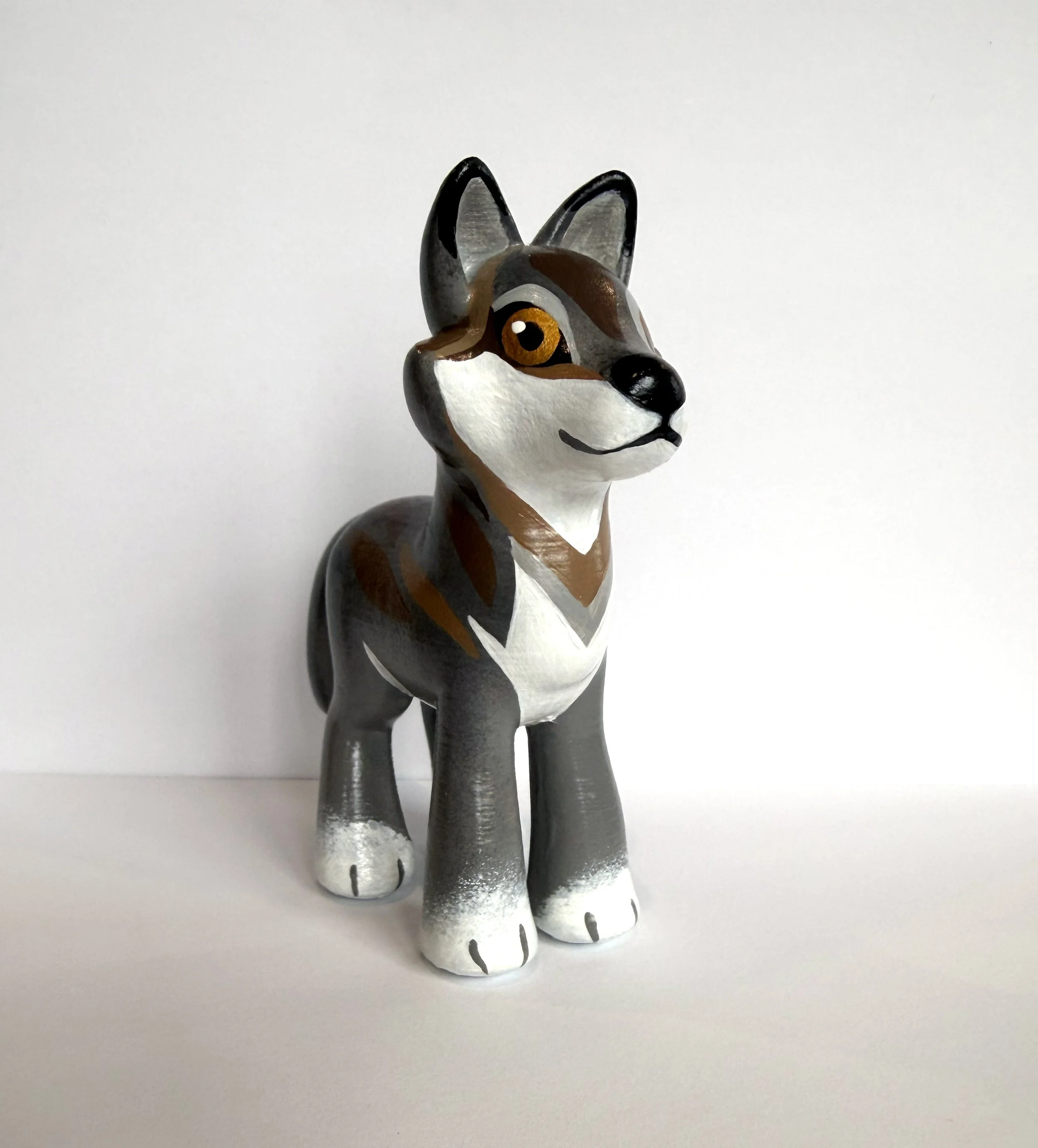 WolfGrey_341.jpg