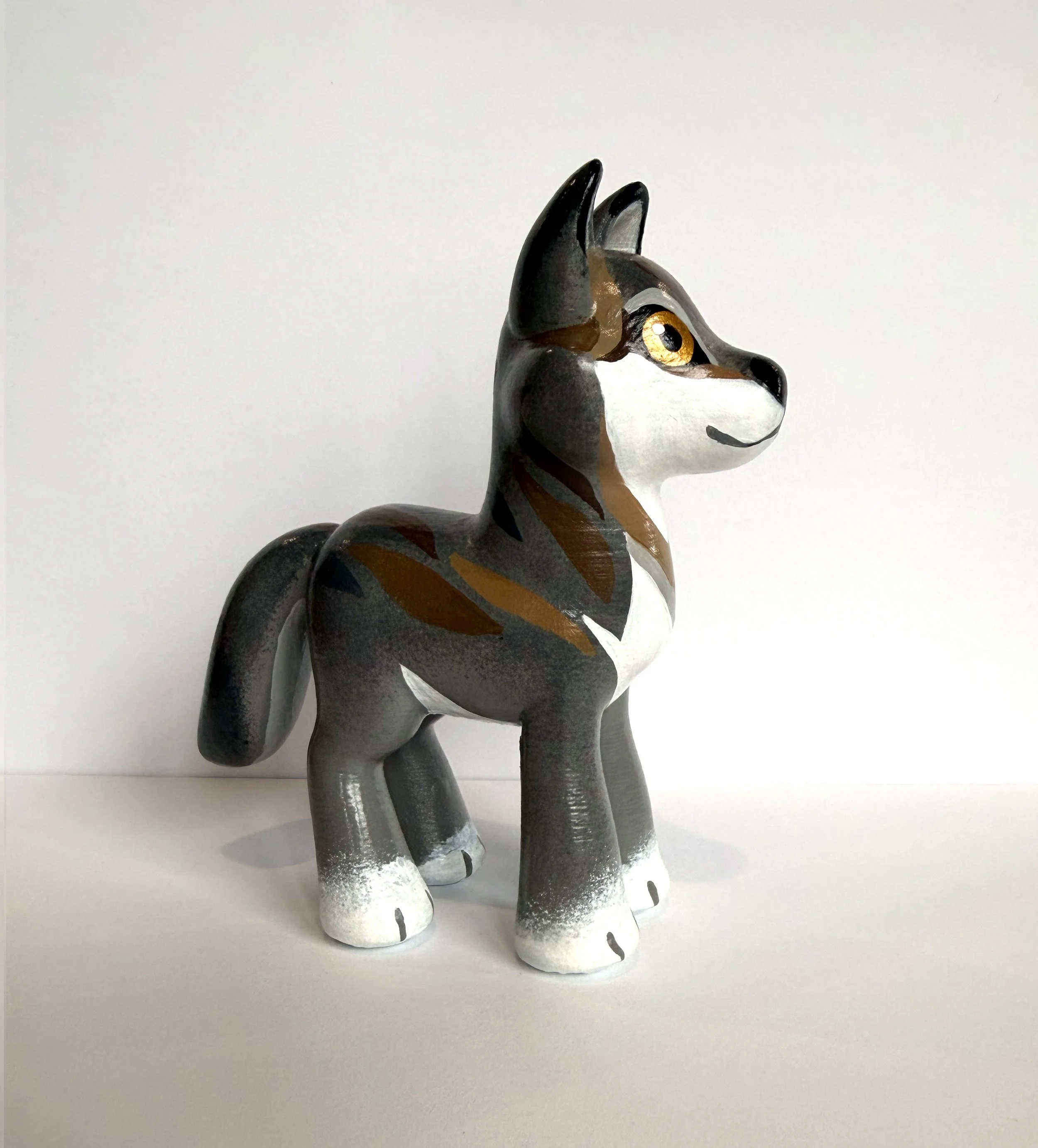 WolfGrey_side34.jpg
