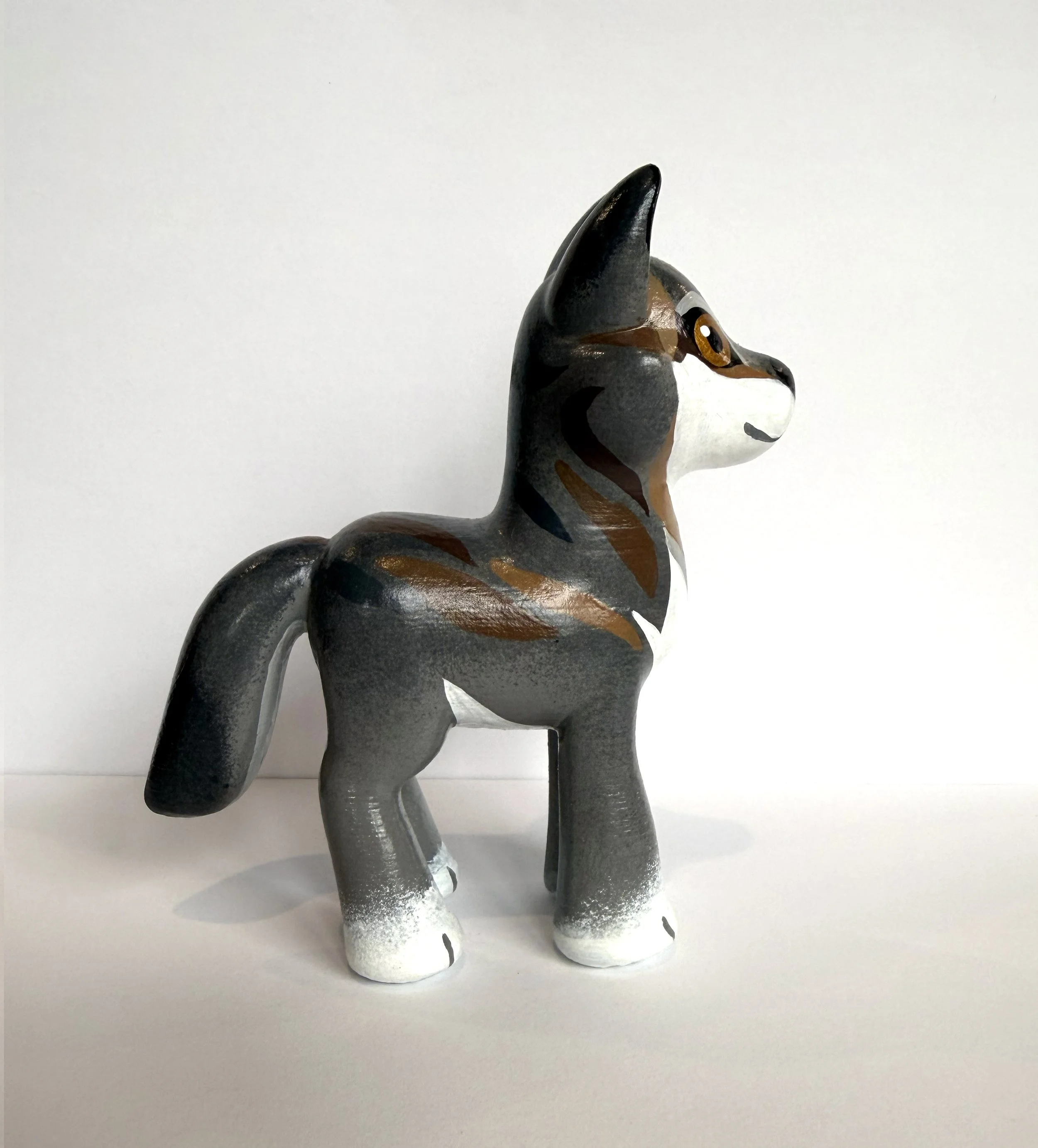 WolfGrey_side1.jpg