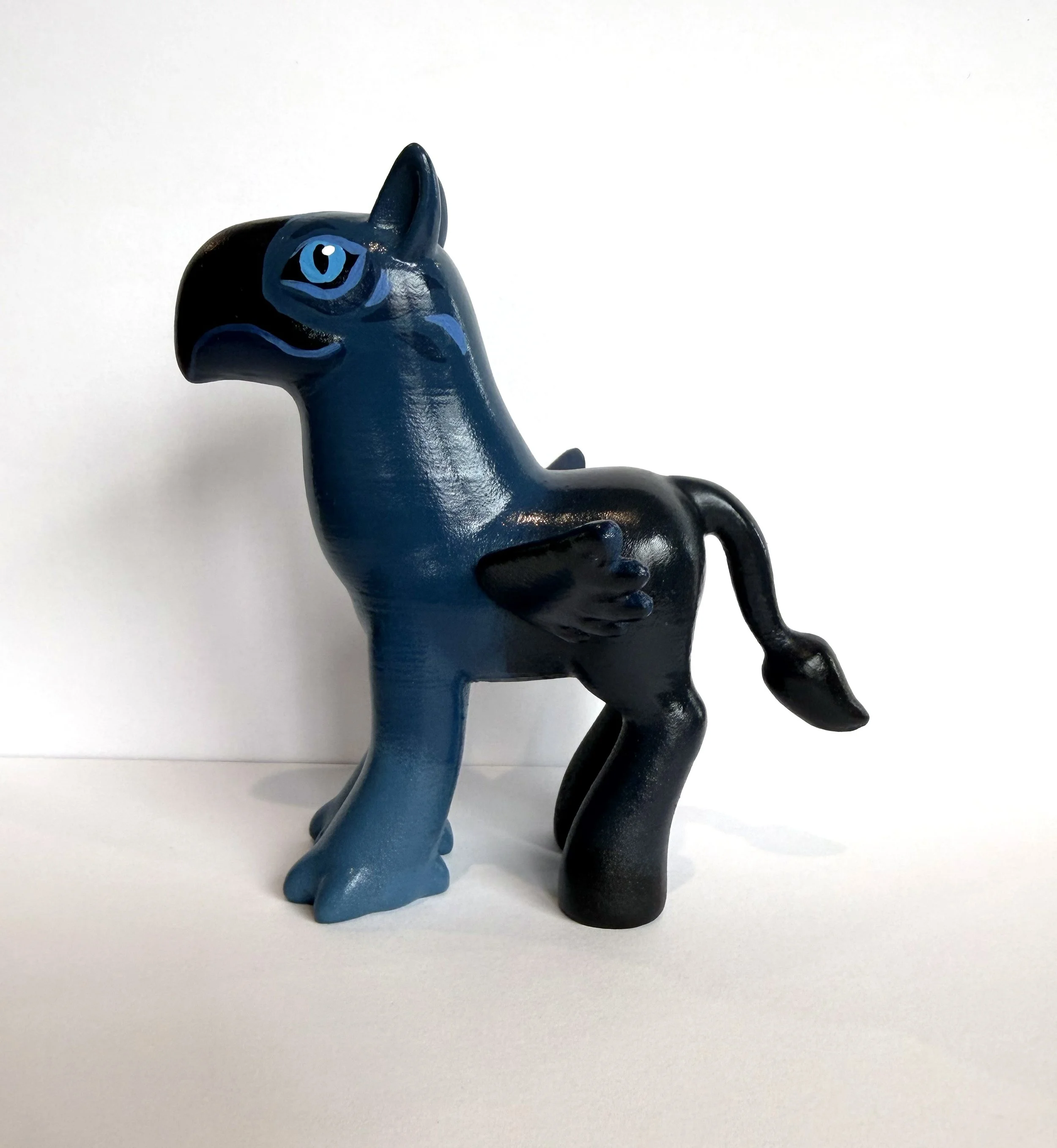 Gyrphongoth_side.jpg