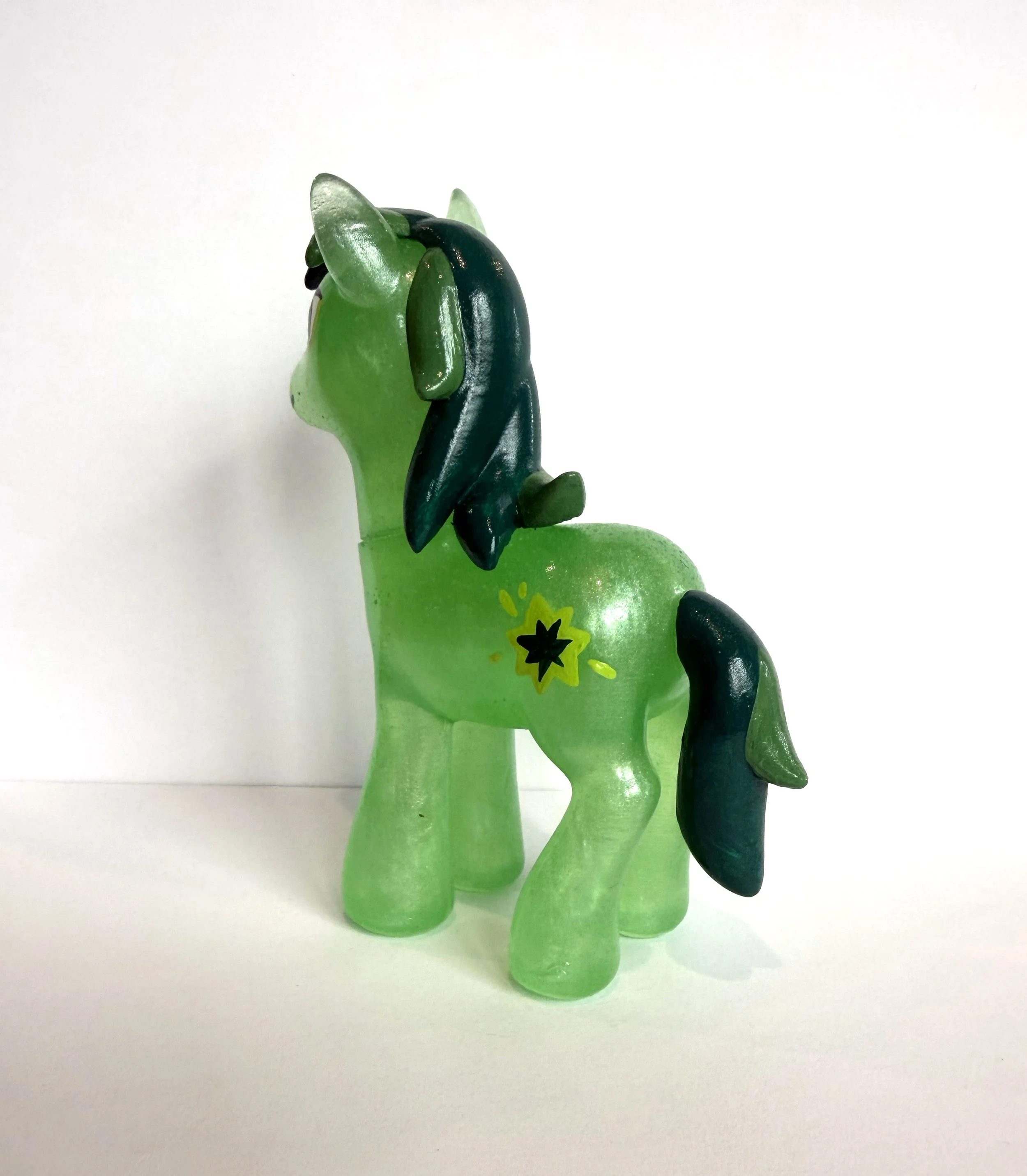 Greenie_34side.jpg