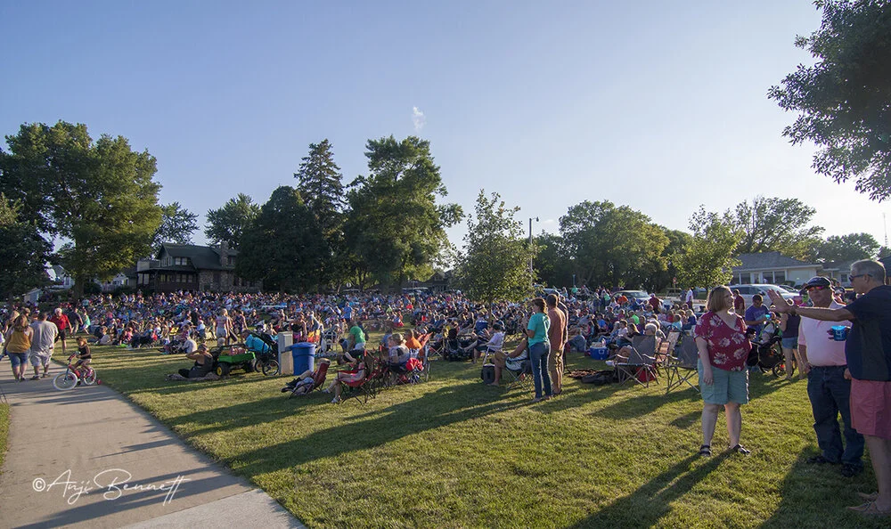 FB-Crowd_MG_8888.jpg