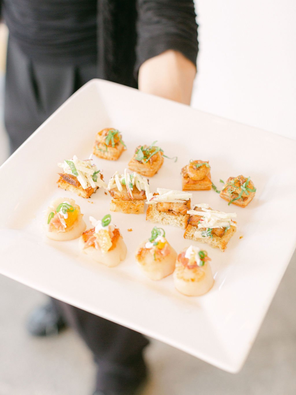 [5]JennySoifineArtWeddingPhotographer-AracelyCafeWedding-PriscillaandJon-104 (1).jpg
