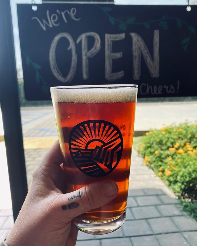 Who&rsquo;s thirsty? We&rsquo;re open from 3-7pm today for dine in so swing on by and say hi to Carlos! #cisbrewco #cismontanebrewing #ocbeer #drinklocal #drinkcraft @santaana
