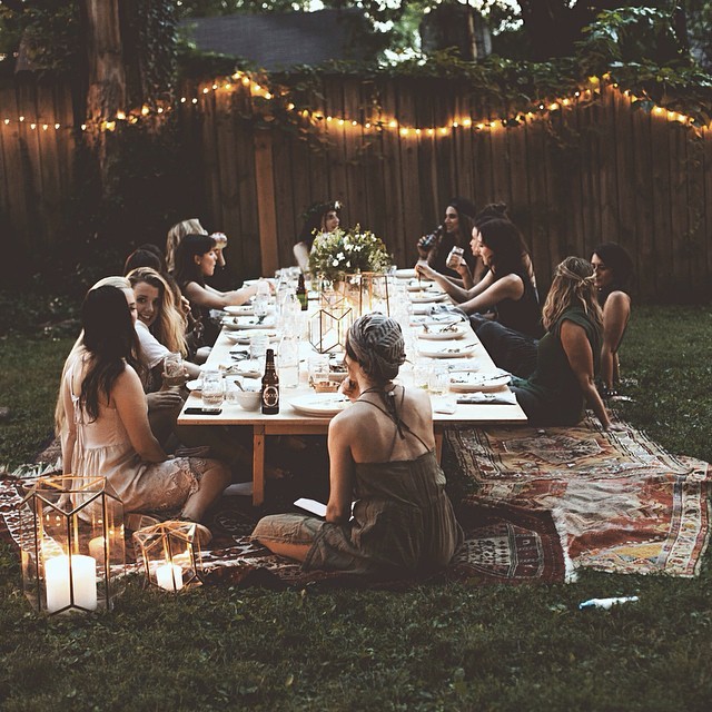 sincerely-elenaa:

by tifforelie on instagram

I want this with my bridesmaids.
