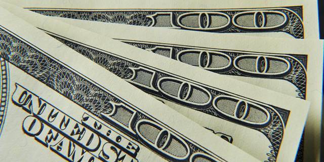 nbcnews:

In the Money: Americans give record amount to charity
(Photo: Paul J. Richards / AFP - Getty Images file)
Americans are giving more to charitable causes than ever before, especially to arts, education and groups focused on health, a new re…