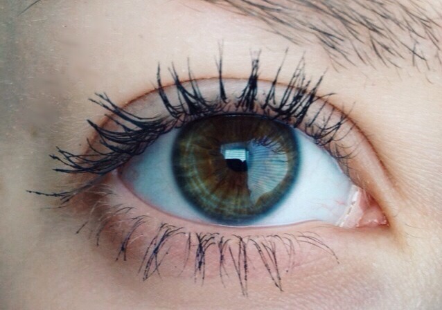 All you really need is mascara. Oh, and beautiful eyes.