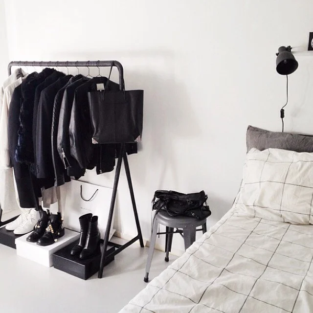 I need to get rid of some things - really want a simple room like this.