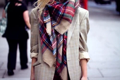 closethorse:

scarf + blazer