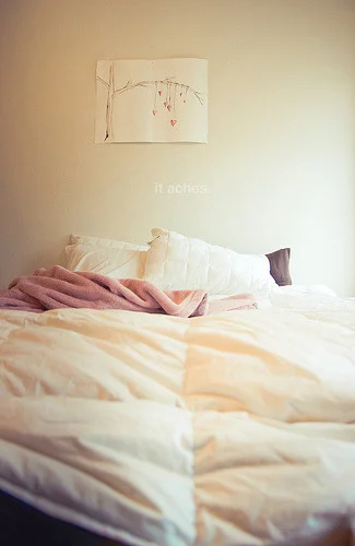 I miss you.
happythings:

neekaisweird: (via bendthelight)