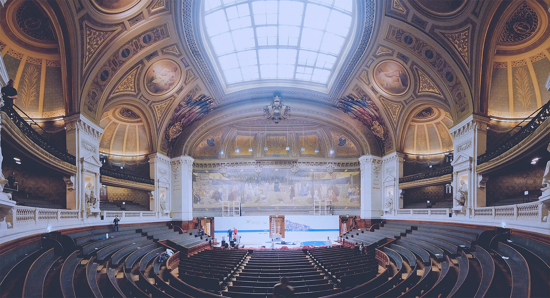 13.-amphitheatrre-sorbonne2-ld.jpg