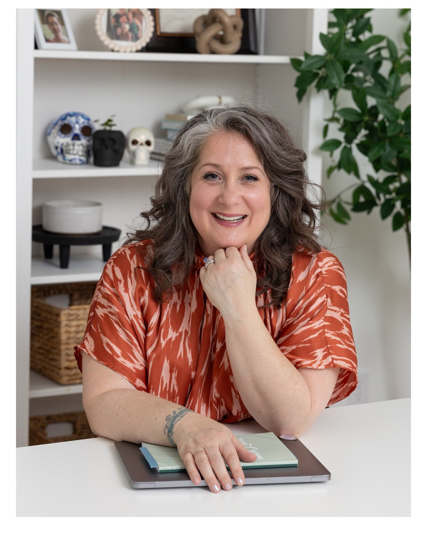 Lauren&rsquo;s branding session was so perfect. We laughed, we learned, we discussed death. Not the usual conversations during a photoshoot, but Lauren&rsquo;s business is creating positive conversations and community events surrounding preparations 