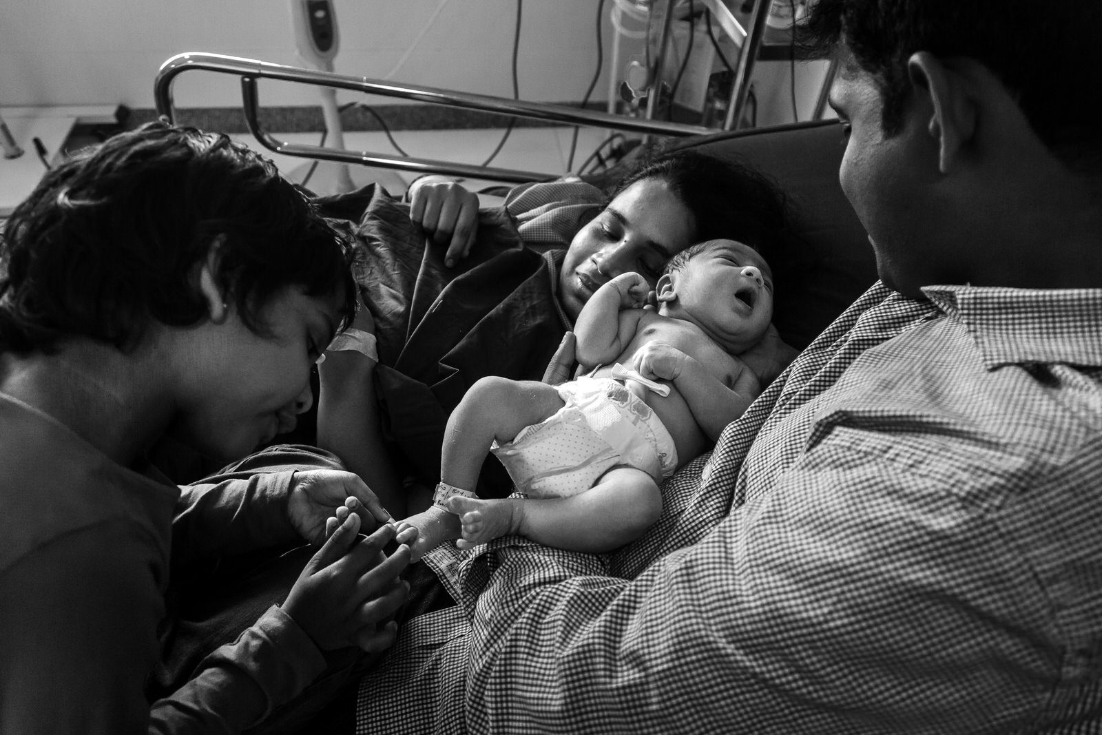 29122015-Arjun-First-Day-Hospital-103.jpg