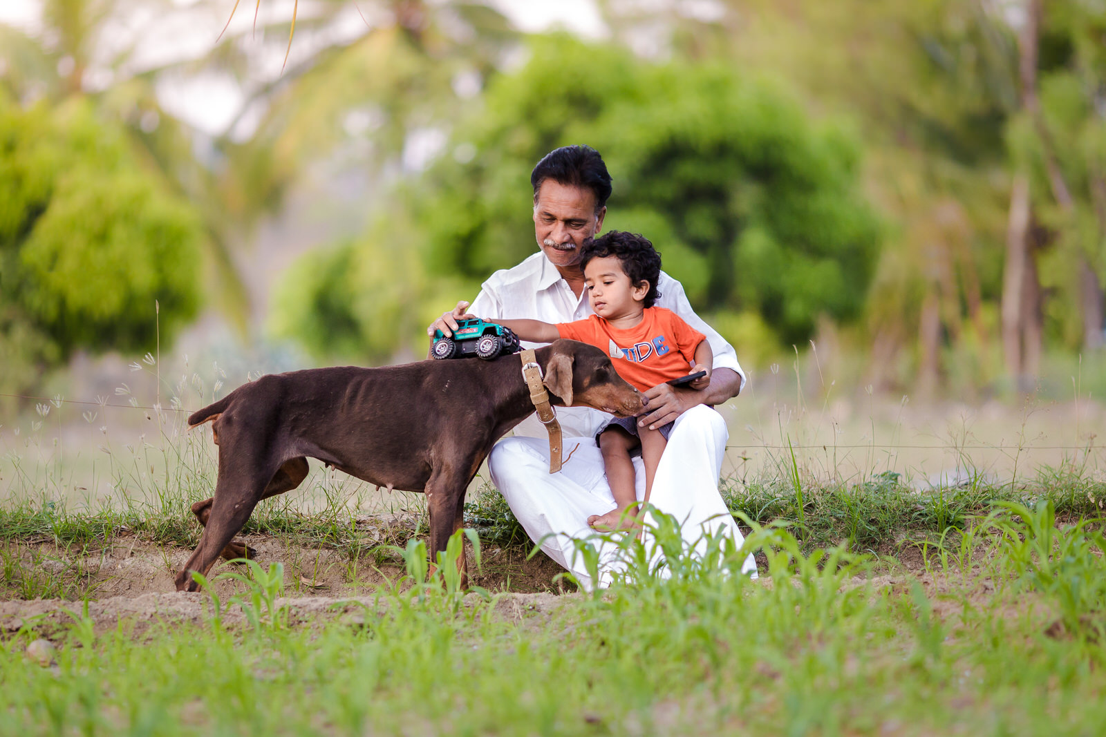 20150328-Sahas-With-Dog-in-fileds-138-Edit.jpg