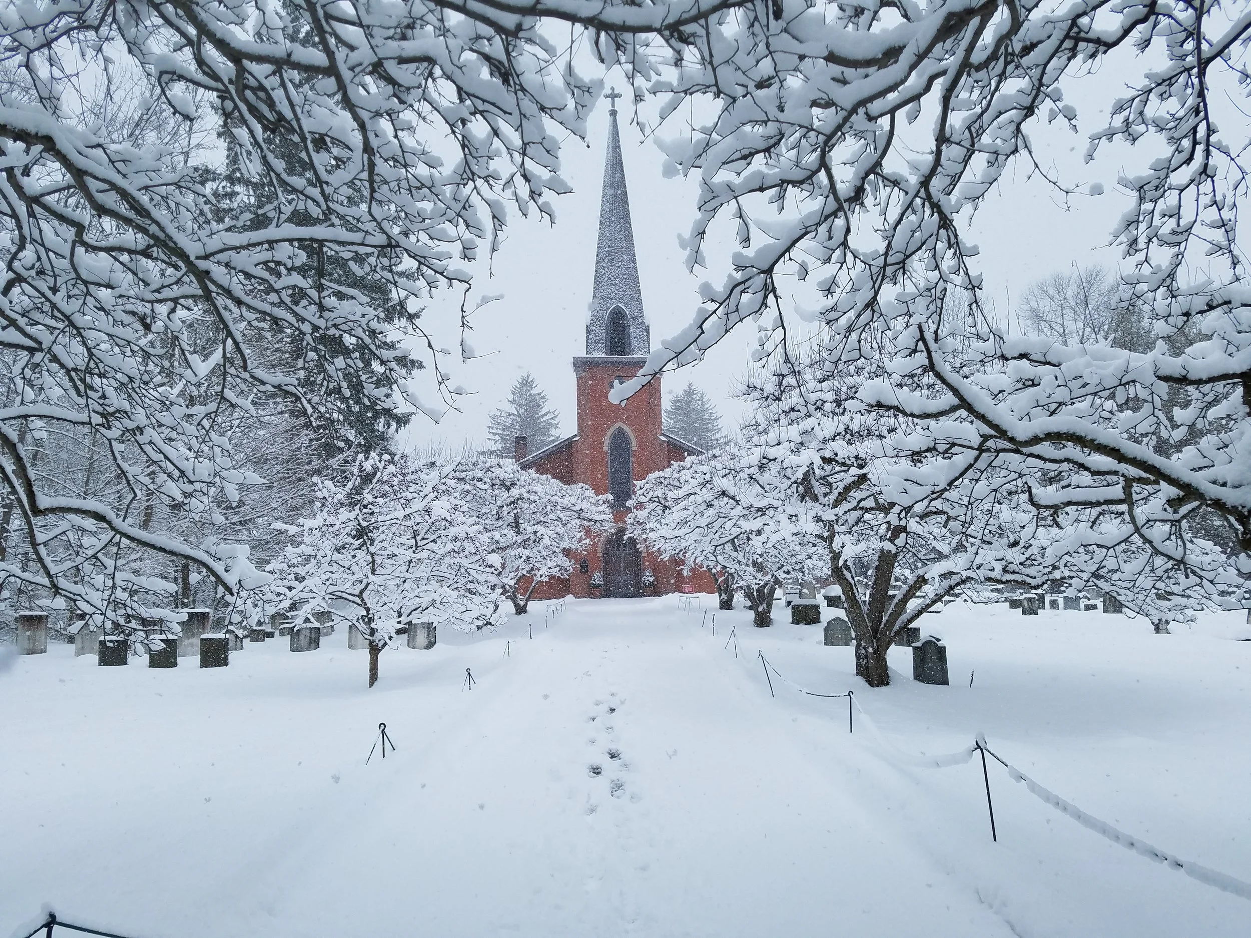 churchsnow.jpg