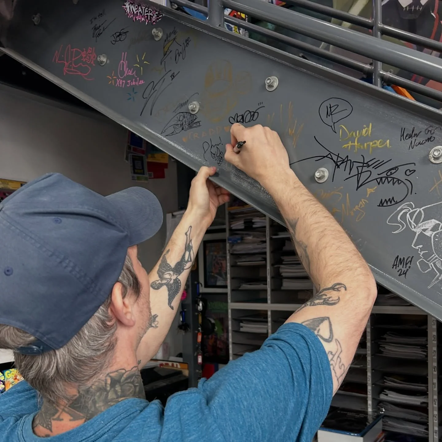 Added yet another signature to our ever growing staircase of stars with our @patrickkindlon signing last Sunday! We had a great time hosting Patrick and everyone that came by.

If you missed out on this rad event we have a few signed books for ya&rsq