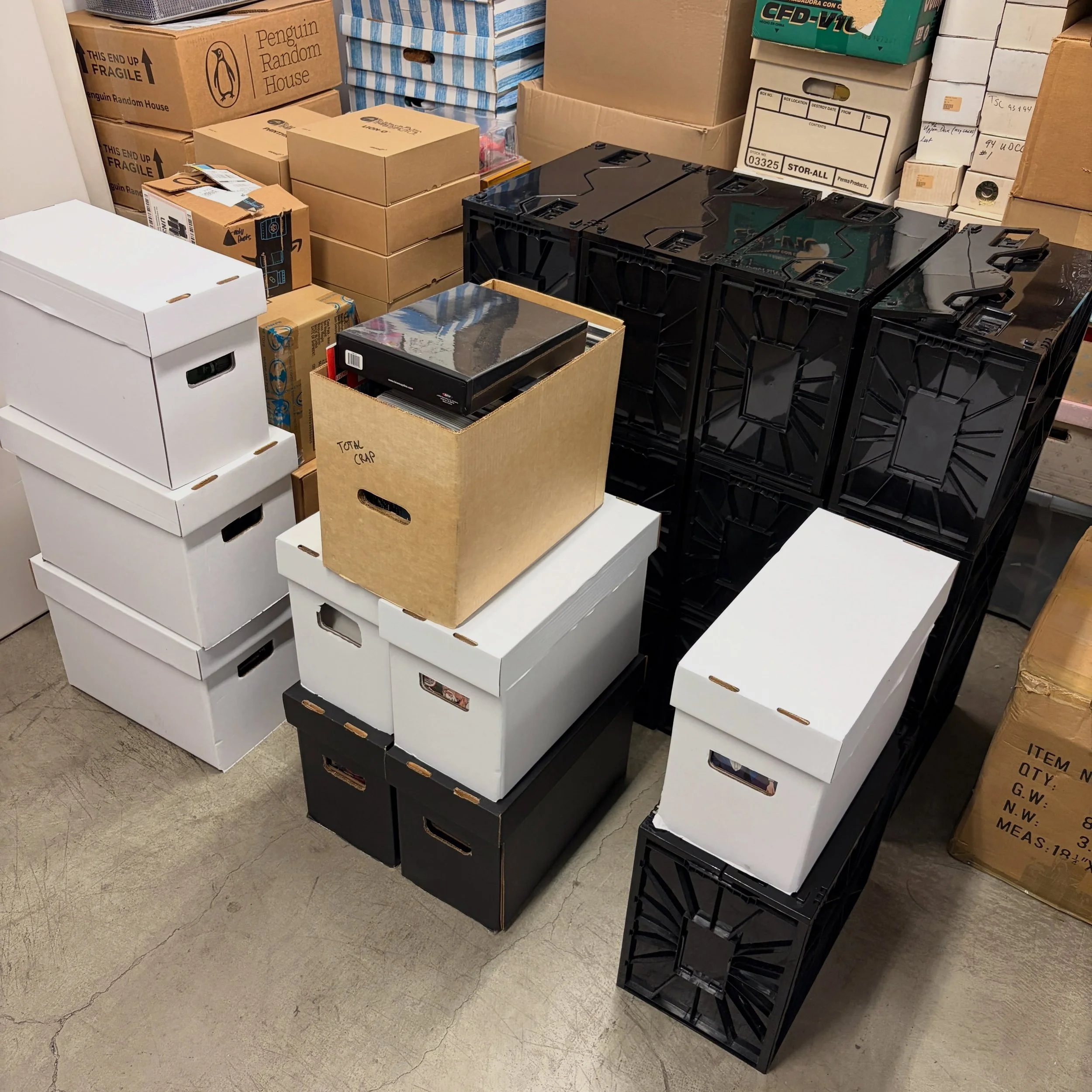 We&rsquo;ve been getting SLAMMED with new collections lately&hellip; Silver Age, 1st appearances, graded comics, signed stuff, &lsquo;90s variants, complete sets, Absolute books, vintage toys, Super7 figures, modern Transformers, original art, you na