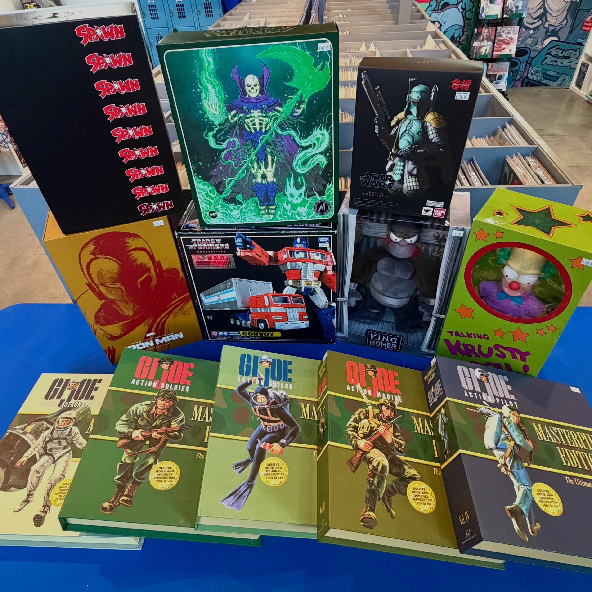 New batch of tall toys going out for sale! Big boxes, big figs. Masterpiece Edition GI Joes, Mondo Scareglow, Kickstarter Spawn, Ronin Boba Fett, flocked King Homer, Talking Krusty (set to &ldquo;Evil&rdquo;), and a rad Ashley Wood Iron Man I&rsquo;v