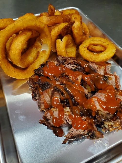 Buckle & Boots BBQ & Watering Hole, restaurant in Lancaster, photo 4 of 6