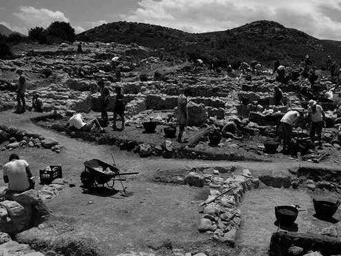 Research continues outside Puma Punku