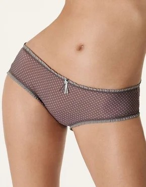 Freya Mitzy Short 3.jpg