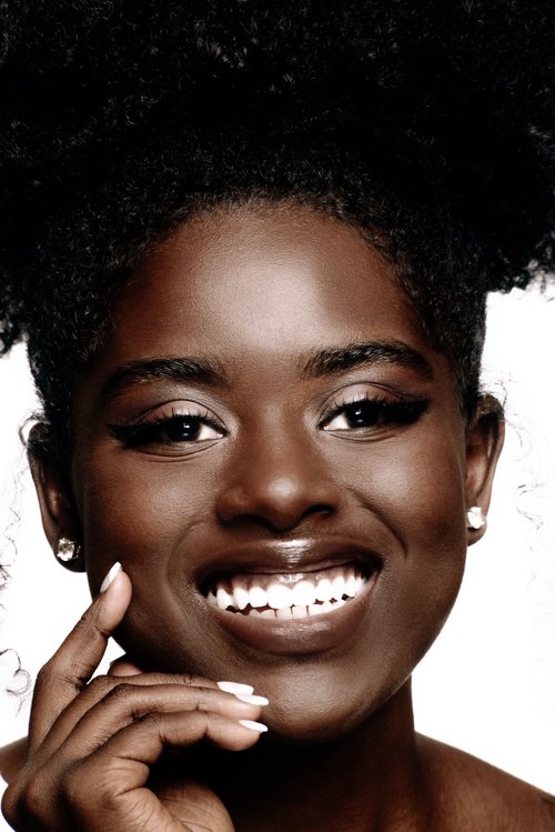 Bright smiling headshot