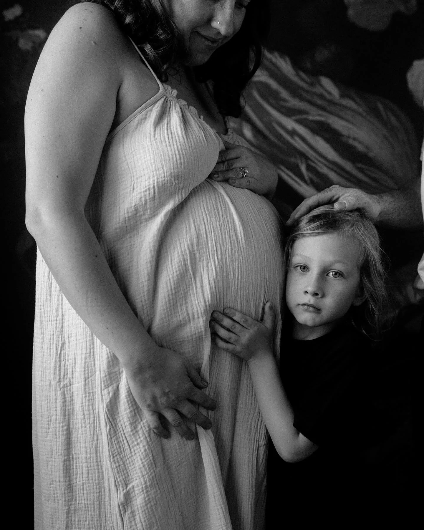 Loved filled maternity session ❤️