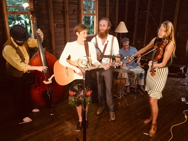 New music videos reeeeel soon