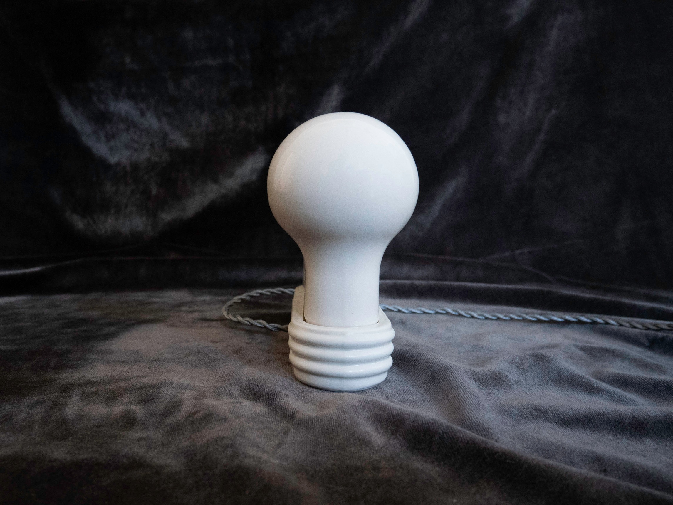 Porcelain Light Bulb Table Lamp