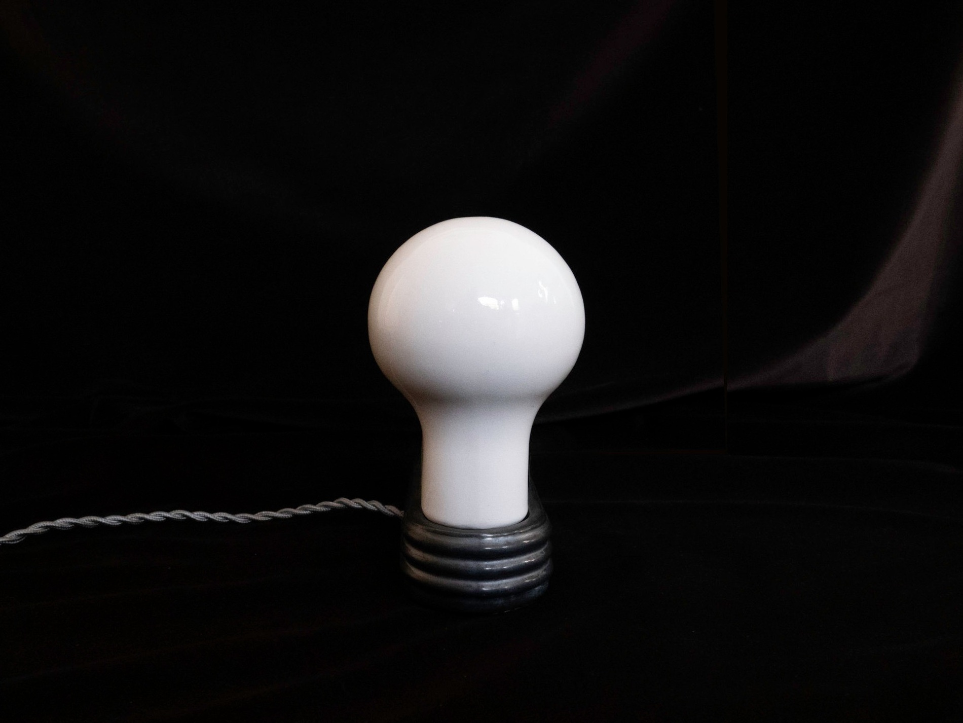 Porcelain Light Bulb Table Lamp