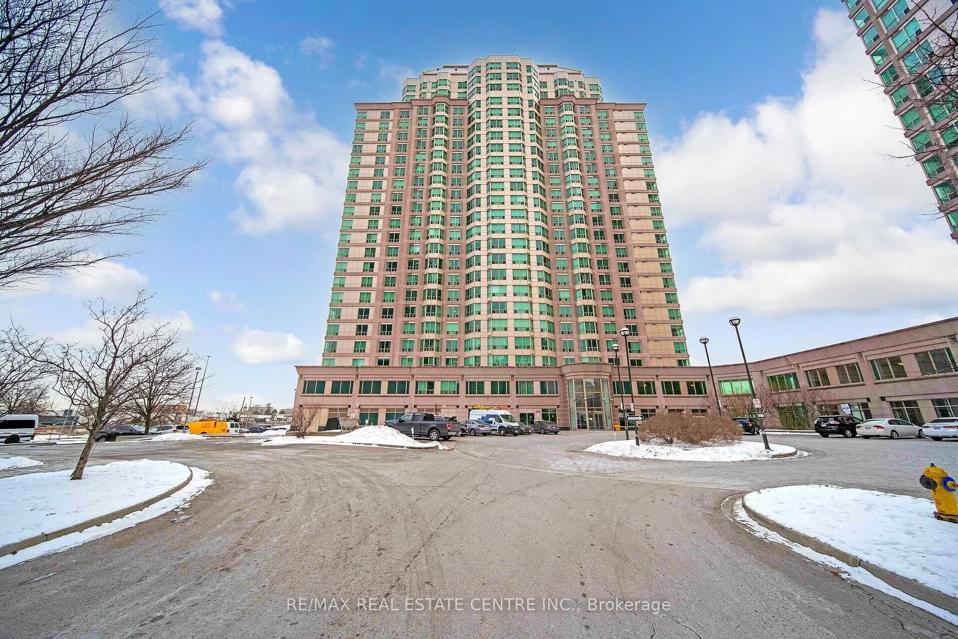 603 - 11 Lee Centre Dr, Toronto ON