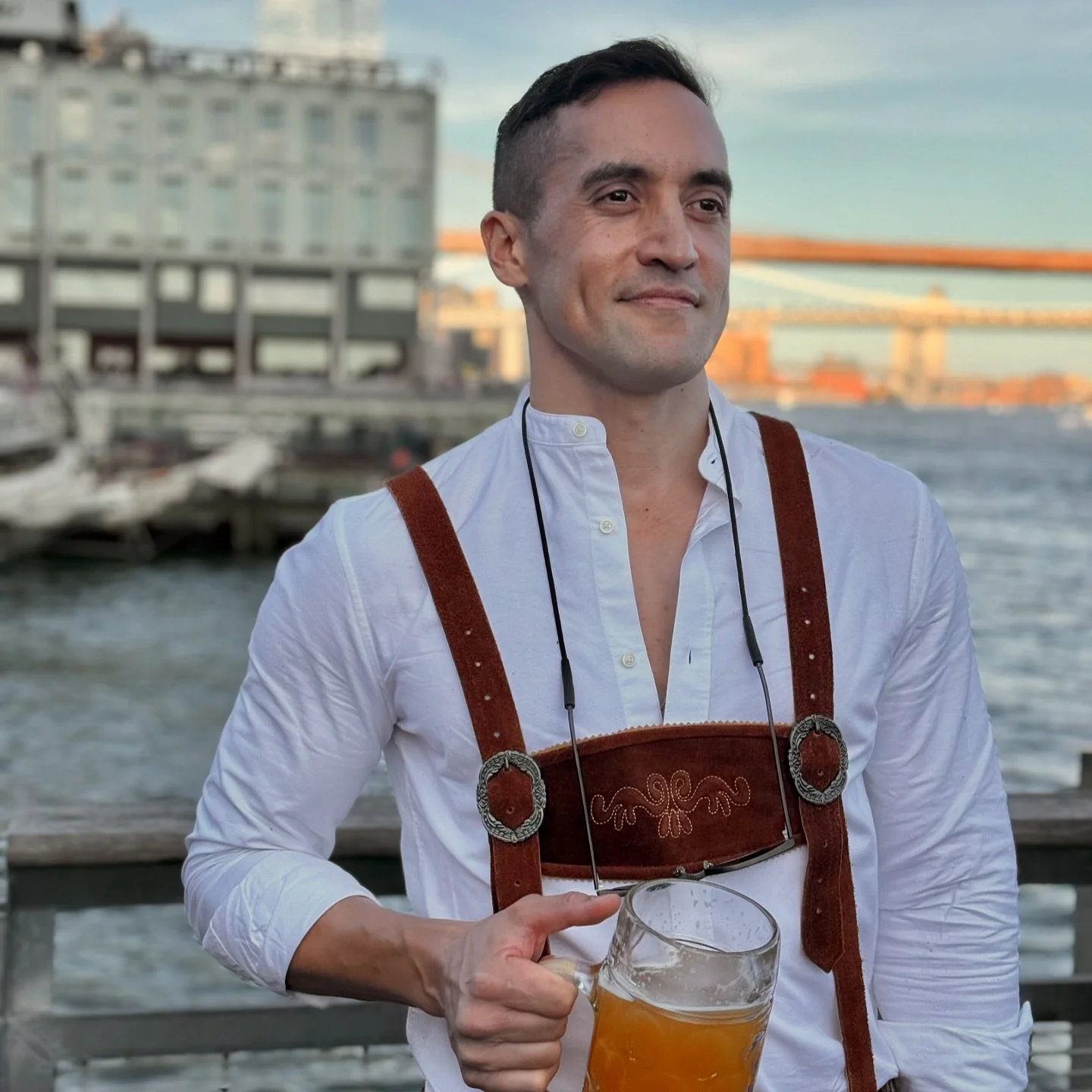 Prost to all who celebrate #oktoberfest 🍺. Ich vermisse Deutschland.