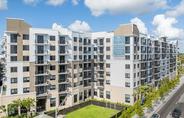 Bay Pointe Multifamily Community in South Kendall, FL