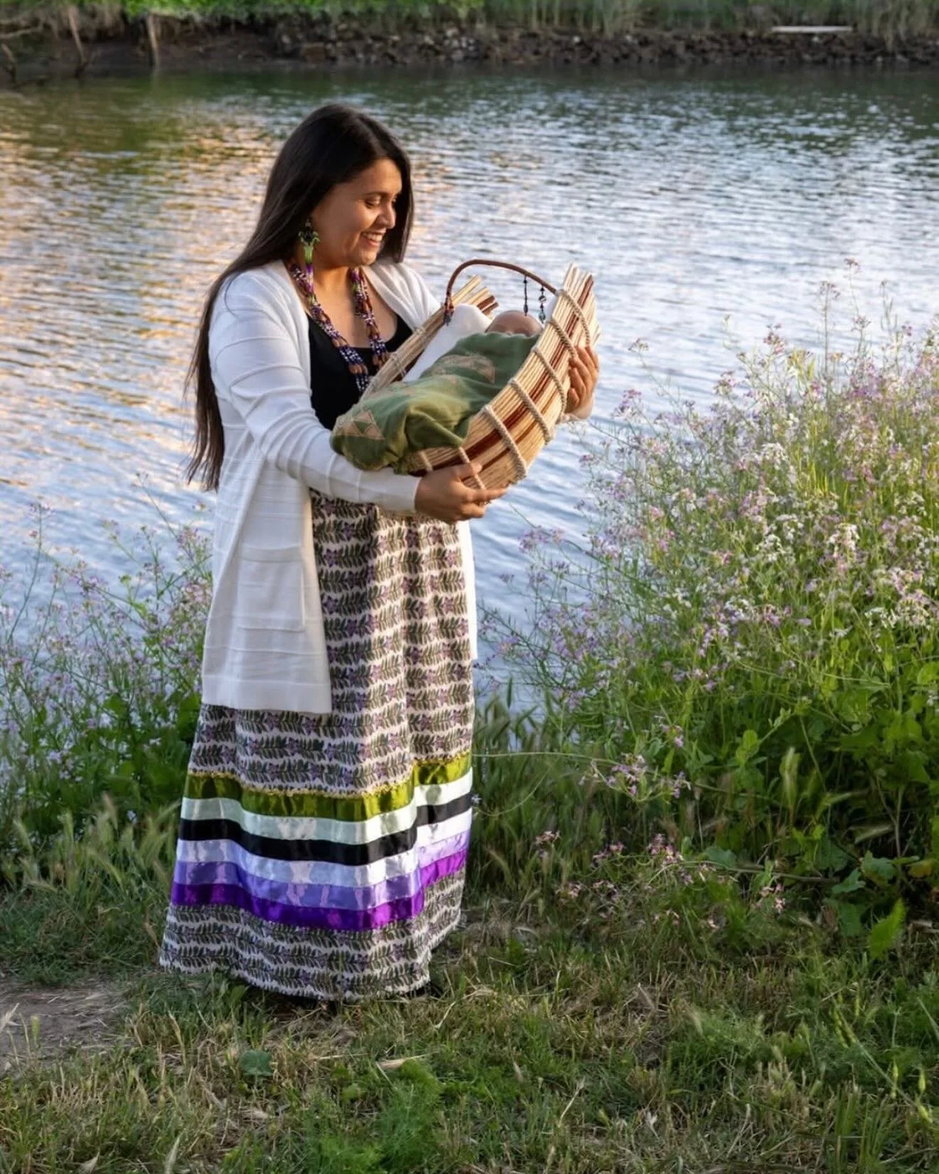 Mauna Kea Wear Wednesday, Never too young to be wrapped in ceremony! 💗