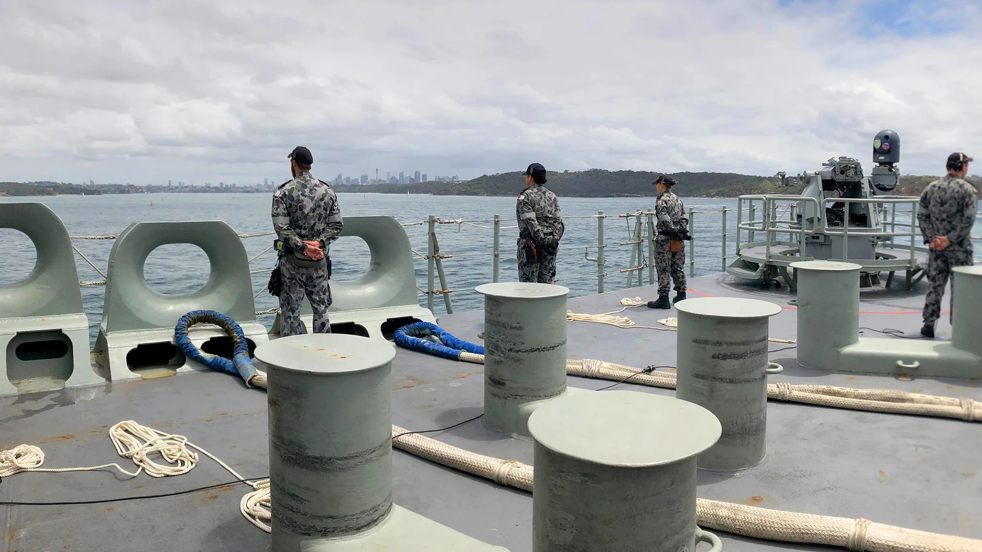 Navy_05.jpg